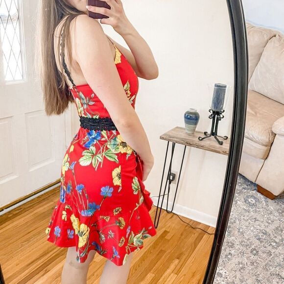 Alice + Olivia Kirby Floral Fit-N-Flare Mini Dress Red - Picture 2 of 9